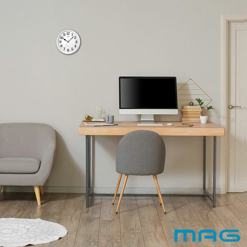 MAG(マグ) 壁掛け時計 ミドル W-740